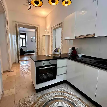 Apartment Historic In Center Sarajevo